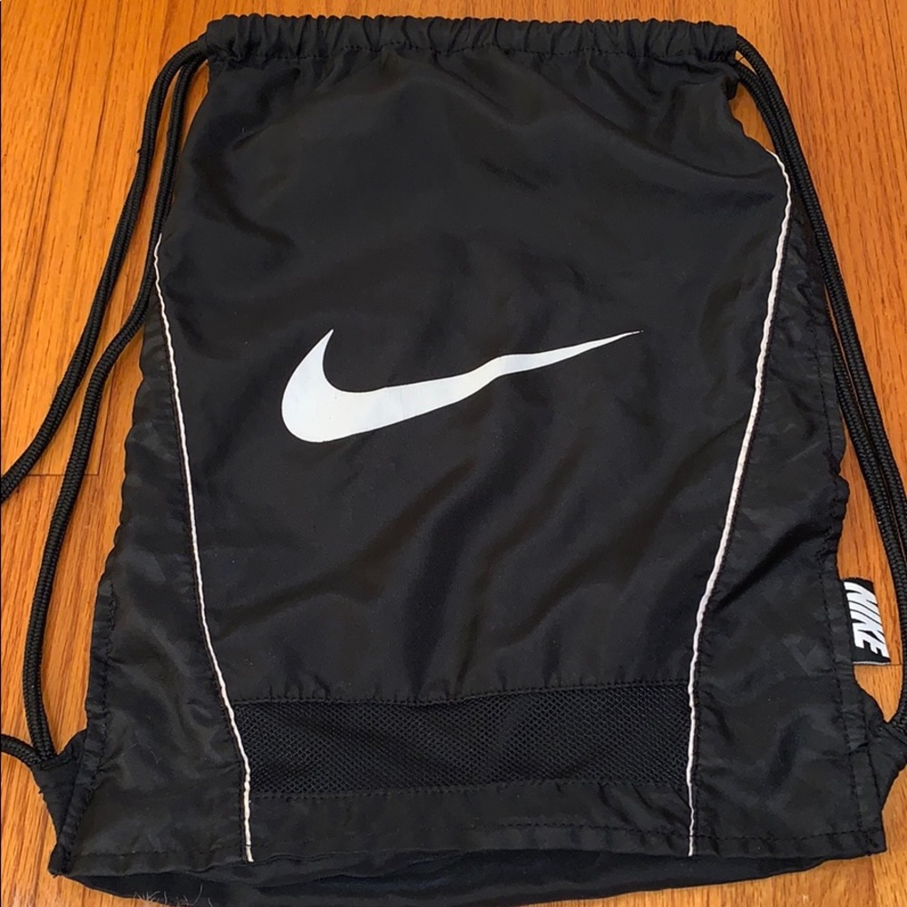 Nike drawstring bag!